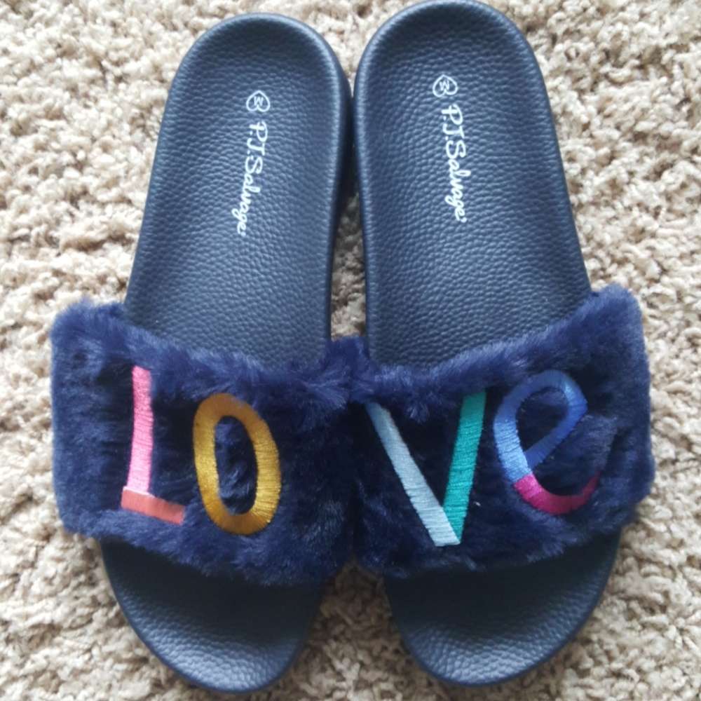 Girl's closet